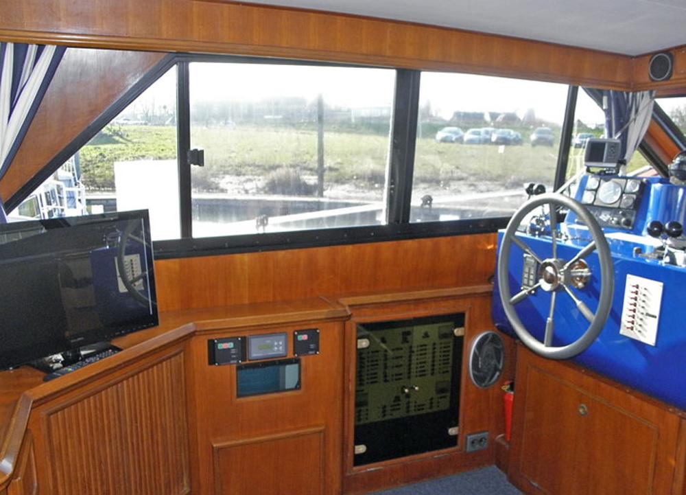 Steuerhaus, Innenausstattung